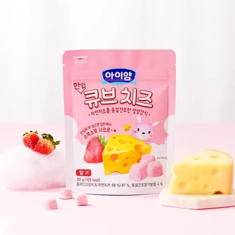 일동후디스 아이얌 한입 큐브치즈(딸기) 제품 사진